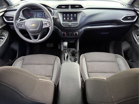Used 2022 Chevrolet TrailBlazer LT w/ Driver Confidence Package image 19