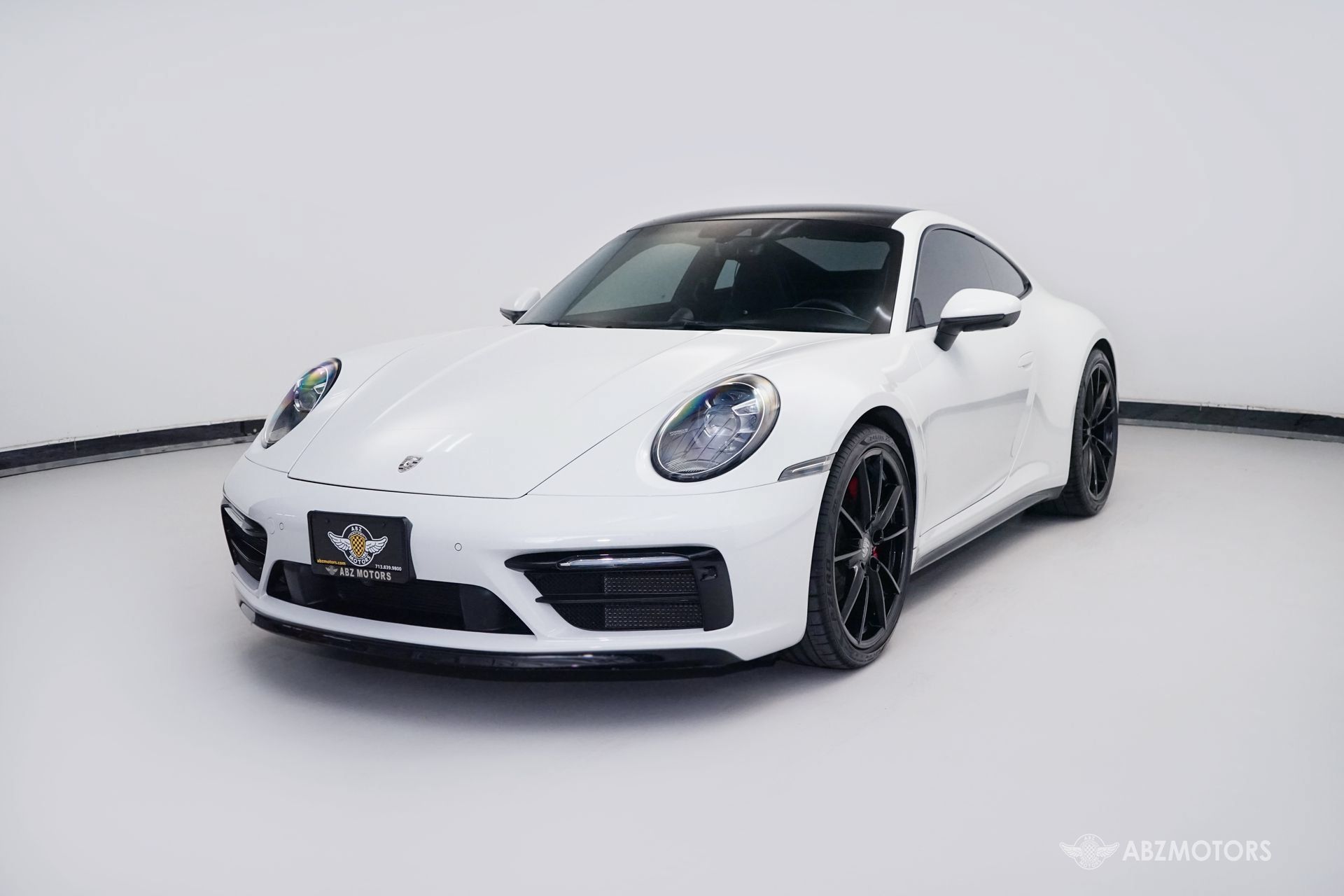 Used 2021 Porsche 911 Carrera RWD image 2