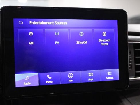 Used 2022 Ford Explorer XLT w/ Equipment Group 202A image 46