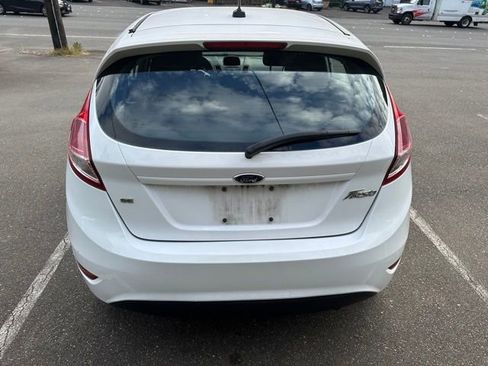 Used 2014 Ford Fiesta SE FWD image 6