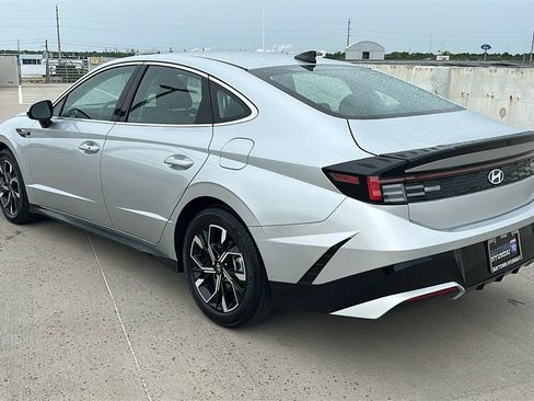 Used 2025 Hyundai Sonata SEL FWD image 9