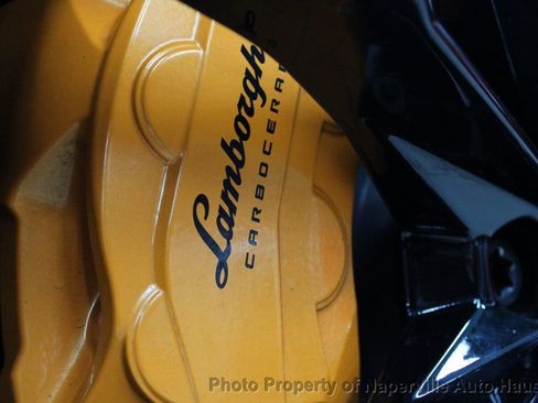 Used 2023 Lamborghini Urus S image 12