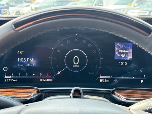 Certified 2023 Cadillac Escalade ESV Premium Luxury image 7