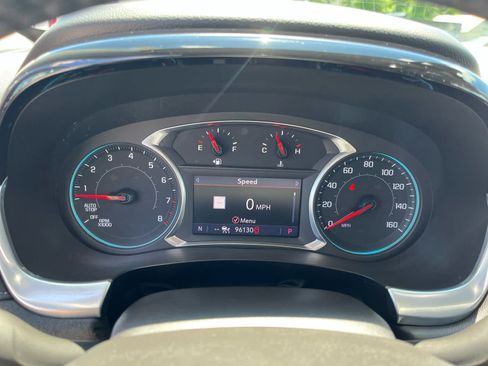 Used 2021 Chevrolet Traverse High Country AWD/4WD image 14