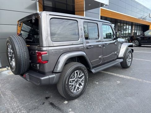 New 2026 Jeep Wrangler Unlimited Sahara AWD/4WD image 28