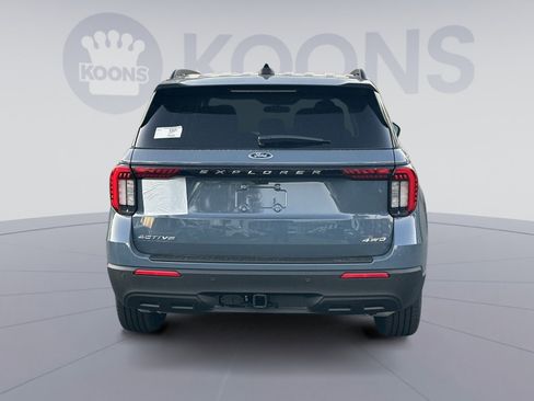 New 2026 Ford Explorer Active image 5