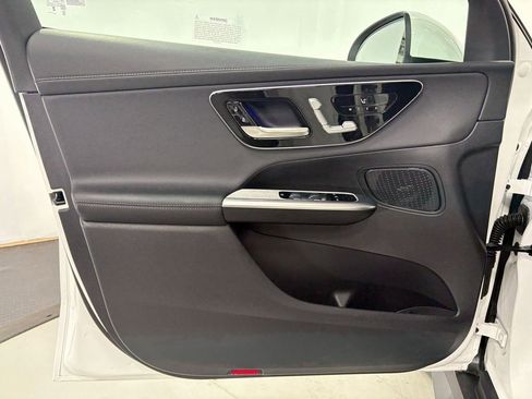 Used 2025 Mercedes-Benz GLC 350e 4MATIC w/ AMG Line image 5