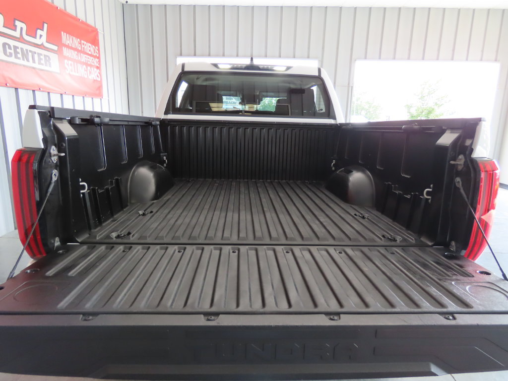 Used 2023 Toyota Tundra SR5 w/ SR5 Convenience Package AWD/4WD image 27