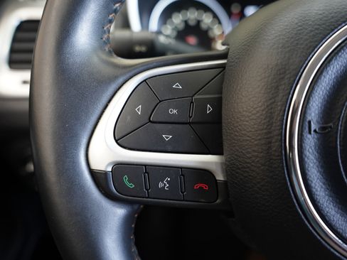 Used 2018 Jeep Compass Latitude w/ Safe & Security Group image 13