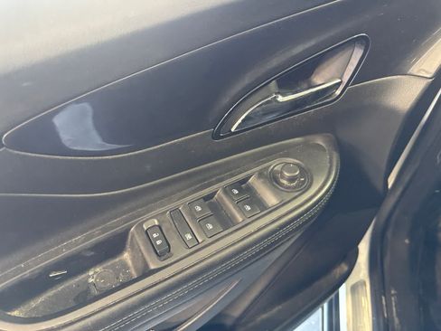 Used 2019 Buick Encore Preferred AWD/4WD image 16