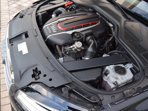 Used 2015 Audi S8 image 93