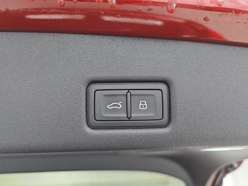 New 2025 Audi Q5 Prestige image 13