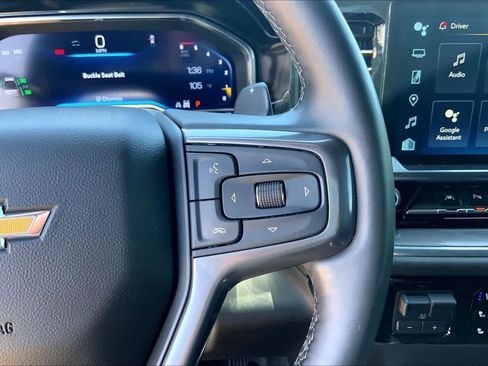 Used 2024 Chevrolet Silverado 1500 High Country w/ High Country Premium Package AWD/4WD image 25