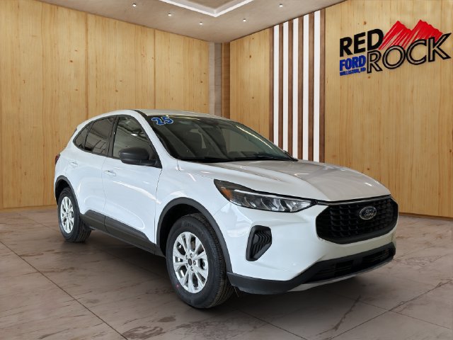 Used 2025 Ford Escape Active AWD/4WD image 28