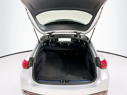 Used 2025 Mercedes-Benz GLC 300 GLC 300 w/ AMG Line image 30