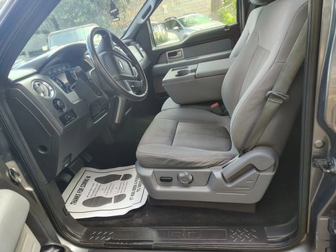 Used 2011 Ford F150 XLT w/ XLT Chrome Pkg image 6