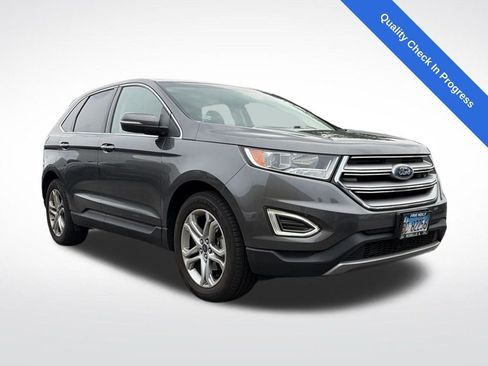 Used 2018 Ford Edge Titanium w/ Technology Package FWD image 1