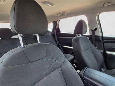 Used 2023 Hyundai Tucson SE AWD/4WD image 14
