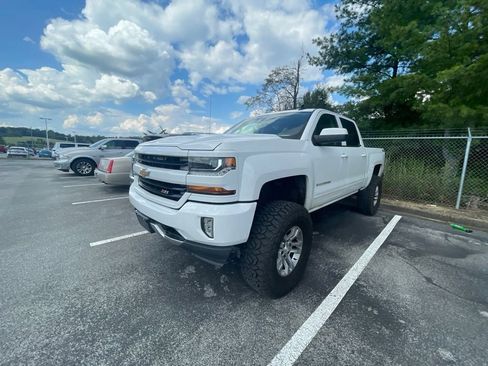 Used 2016 Chevrolet Silverado 1500 LT w/ All Star Edition AWD/4WD image 2