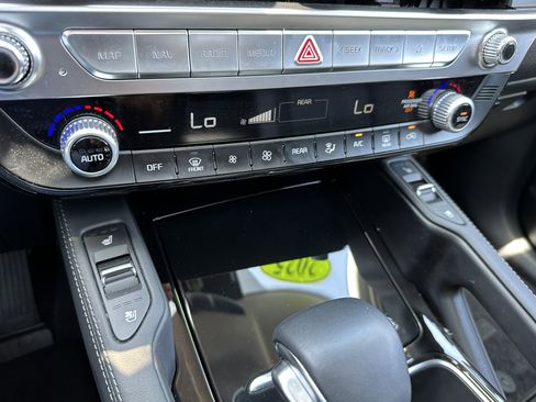 Used 2025 Kia Telluride EX FWD image 33