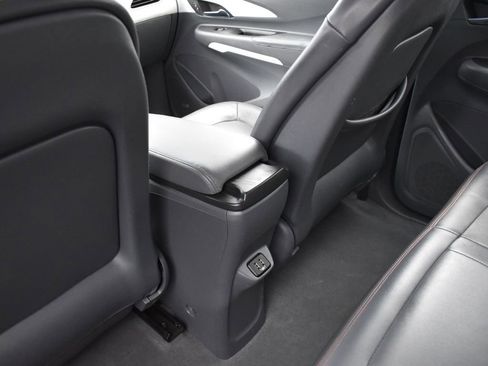 Used 2017 Chevrolet Bolt Premier w/ Driver Confidence II Package image 24