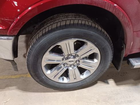 Used 2018 Ford F150 Lariat image 3