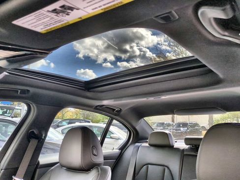 New 2025 BMW 330i xDrive 330i xDrive w/ Premium Package image 19