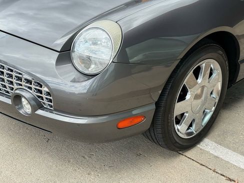 Used 2003 Ford Thunderbird RWD image 17