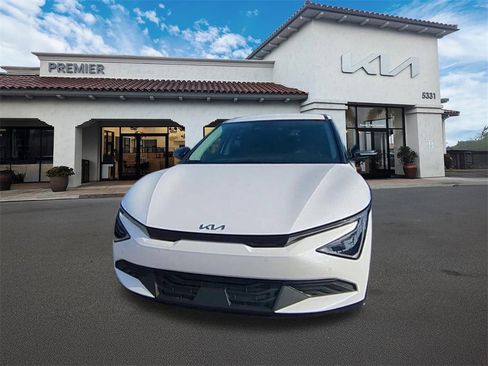 New 2025 Kia EV6 Light image 3