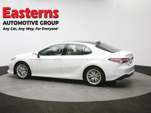 Used 2019 Toyota Camry XLE image 64