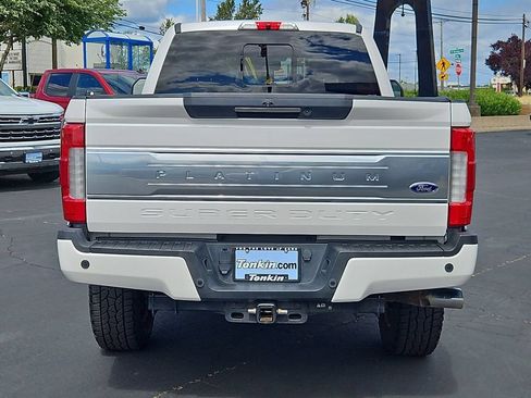 Used 2017 Ford F350 Platinum w/ Platinum Ultimate Package AWD/4WD image 5
