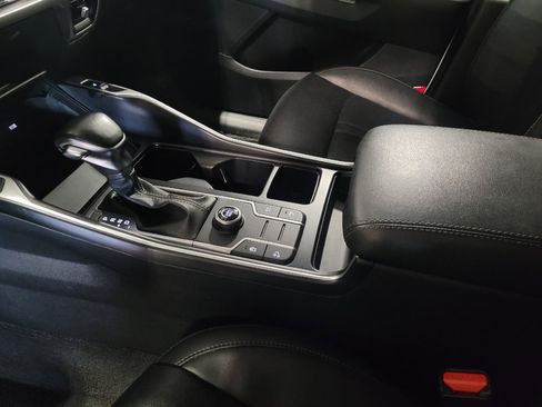 Used 2022 Kia Sorento S image 26