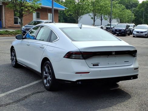 Used 2023 Honda Accord EX-L image 7