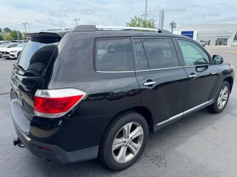 Used 2012 Toyota Highlander Limited w/ Tow Pkg AWD/4WD image 26