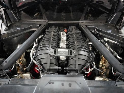 Used 2025 Chevrolet Corvette Z06 RWD image 36