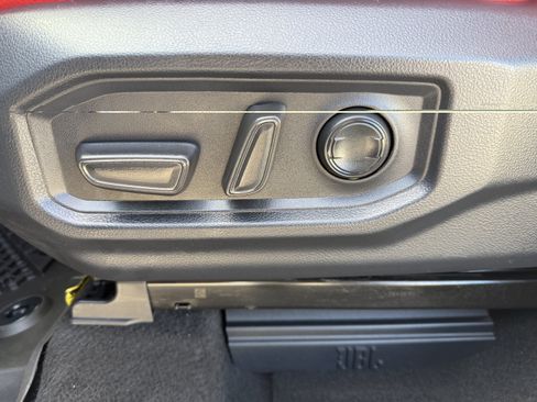 Used 2025 Toyota Sequoia TRD Pro AWD/4WD image 33