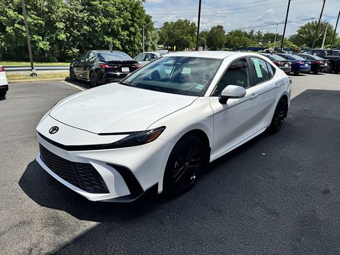 Certified 2026 Toyota Camry SE w/ Convenience Package AWD/4WD image 2