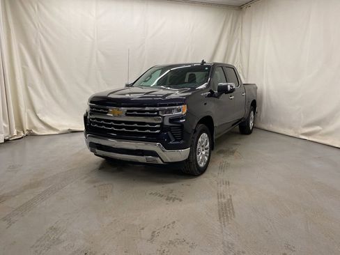 Used 2023 Chevrolet Silverado 1500 LTZ image 2