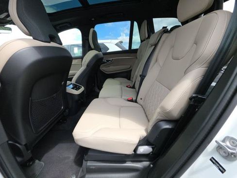 Used 2026 Volvo XC90 B6 Plus AWD/4WD image 7