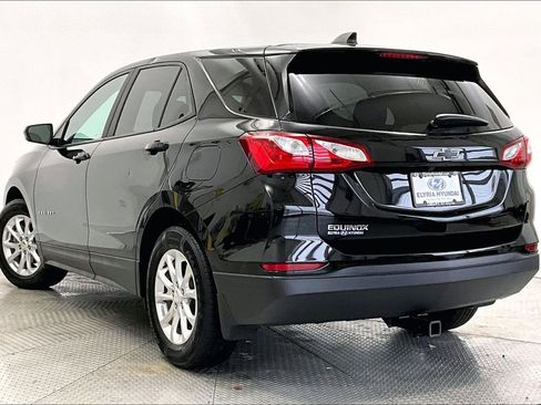 Used 2020 Chevrolet Equinox LS w/ LS Convenience Package image 12