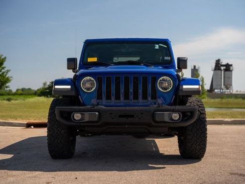 Used 2018 Jeep Wrangler Unlimited Rubicon w/ Dual Top Group AWD/4WD image 2
