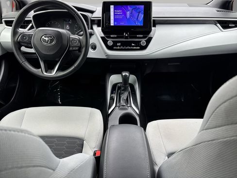 Used 2023 Toyota Corolla SE w/ SE Premium Package FWD image 11