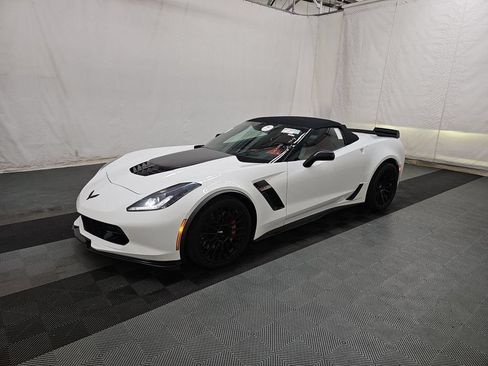 Used 2015 Chevrolet Corvette Z06 w/ 3LZ Preferred Equipment Group RWD image 6