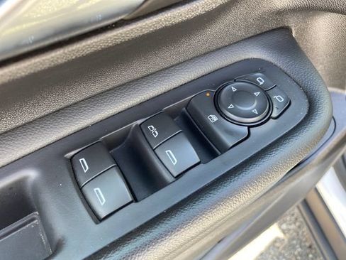 Certified 2024 GMC Terrain SLE FWD image 17