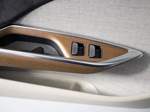 Used 2022 Lucid Air Grand Touring image 12