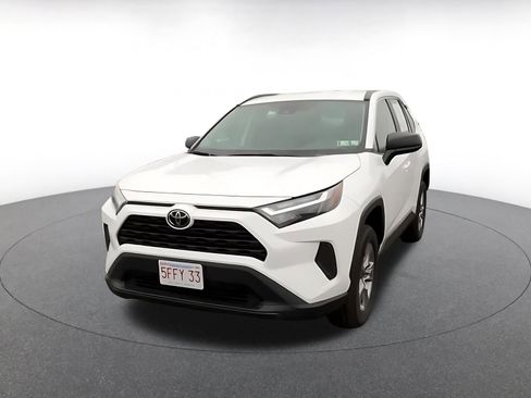 Used 2025 Toyota RAV4 LE image 6