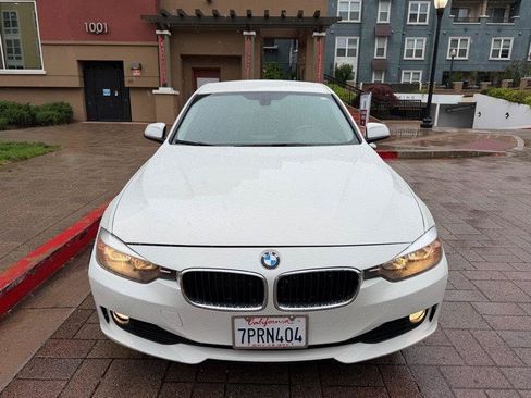 Used 2014 BMW 320i Sedan RWD image 18