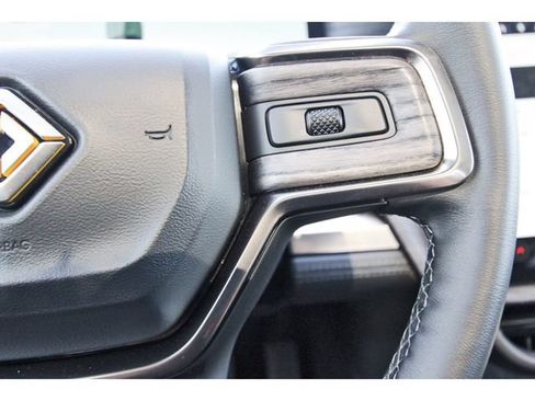 Used 2025 Rivian R1T Adventure AWD/4WD image 21