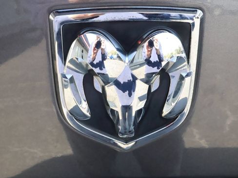Used 2014 RAM 3500 Laramie Longhorn w/ Convenience Group AWD/4WD image 6