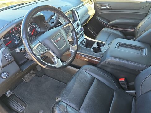 Used 2019 GMC Yukon SLT image 18